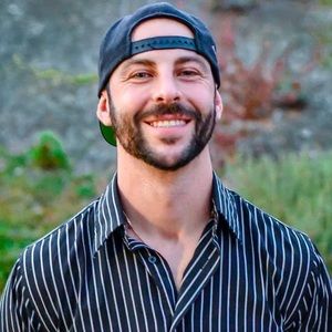 Meet your Posher, Dima